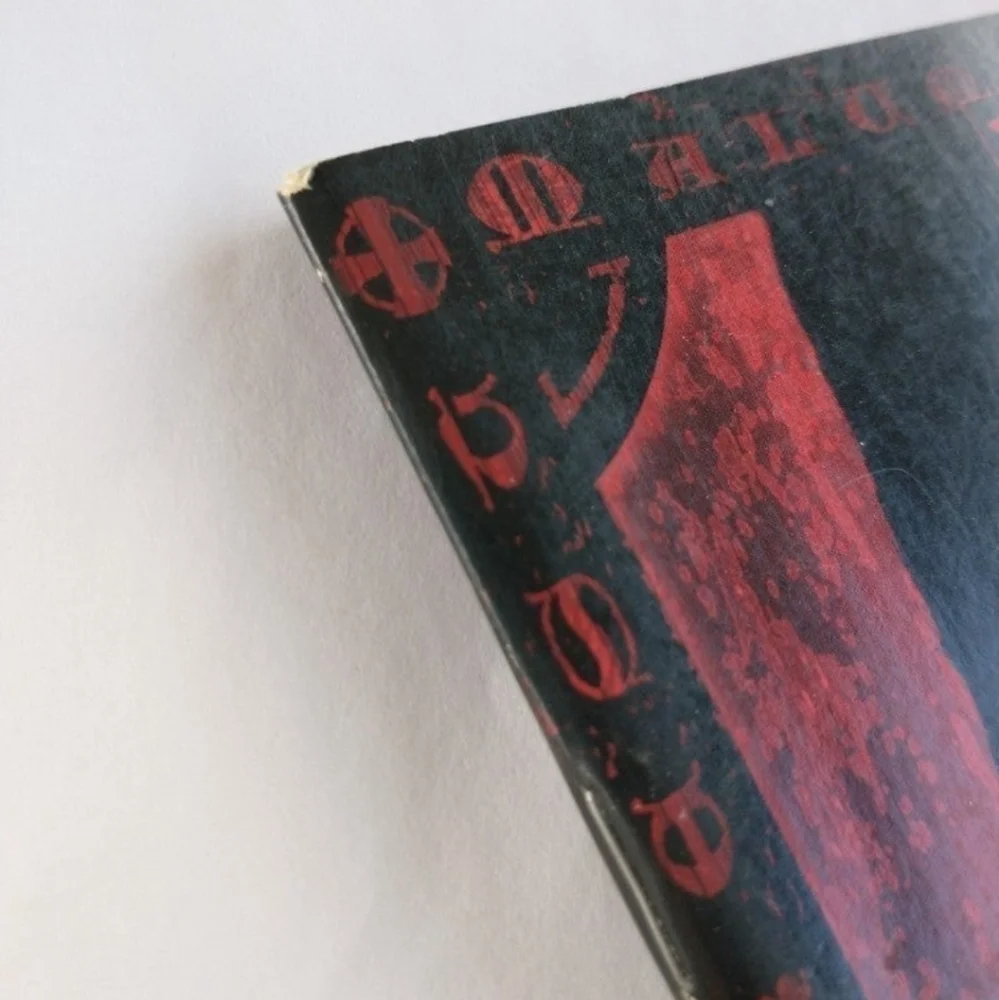 Diablo 2 PC Game Manual Book and Strategy Guide Book (no game included)